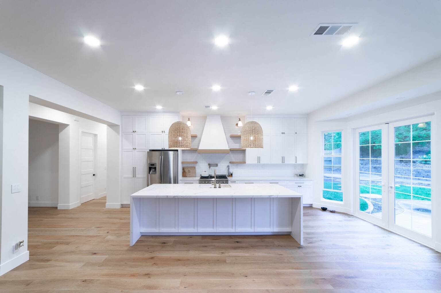 THE IMPORTANCE OF CUSTOM CABINETRY IN HOME DESIGN AND RESALE VALUE ...